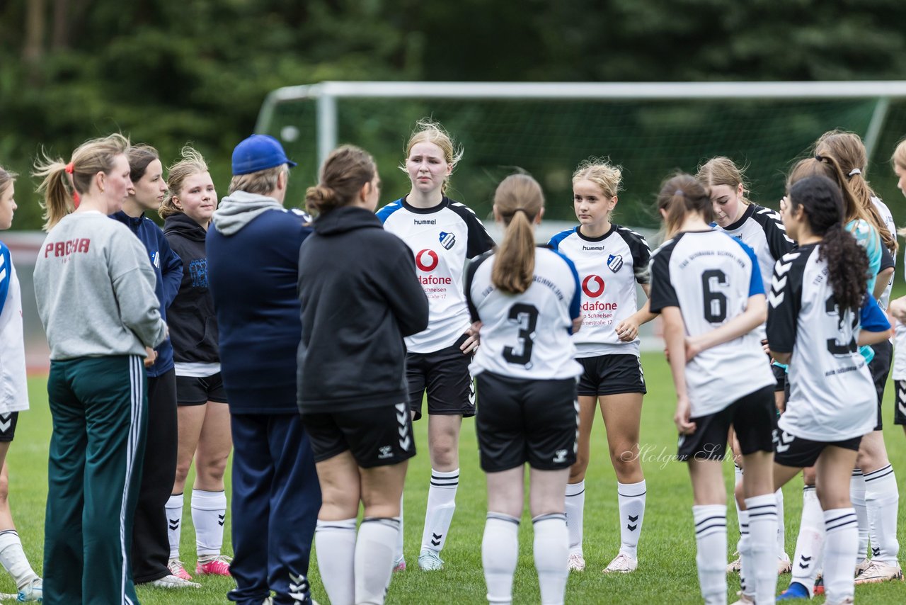 Bild 445 - wBJ VfL Pinneberg - Germania Schnelsen : Ergebnis: 15:1